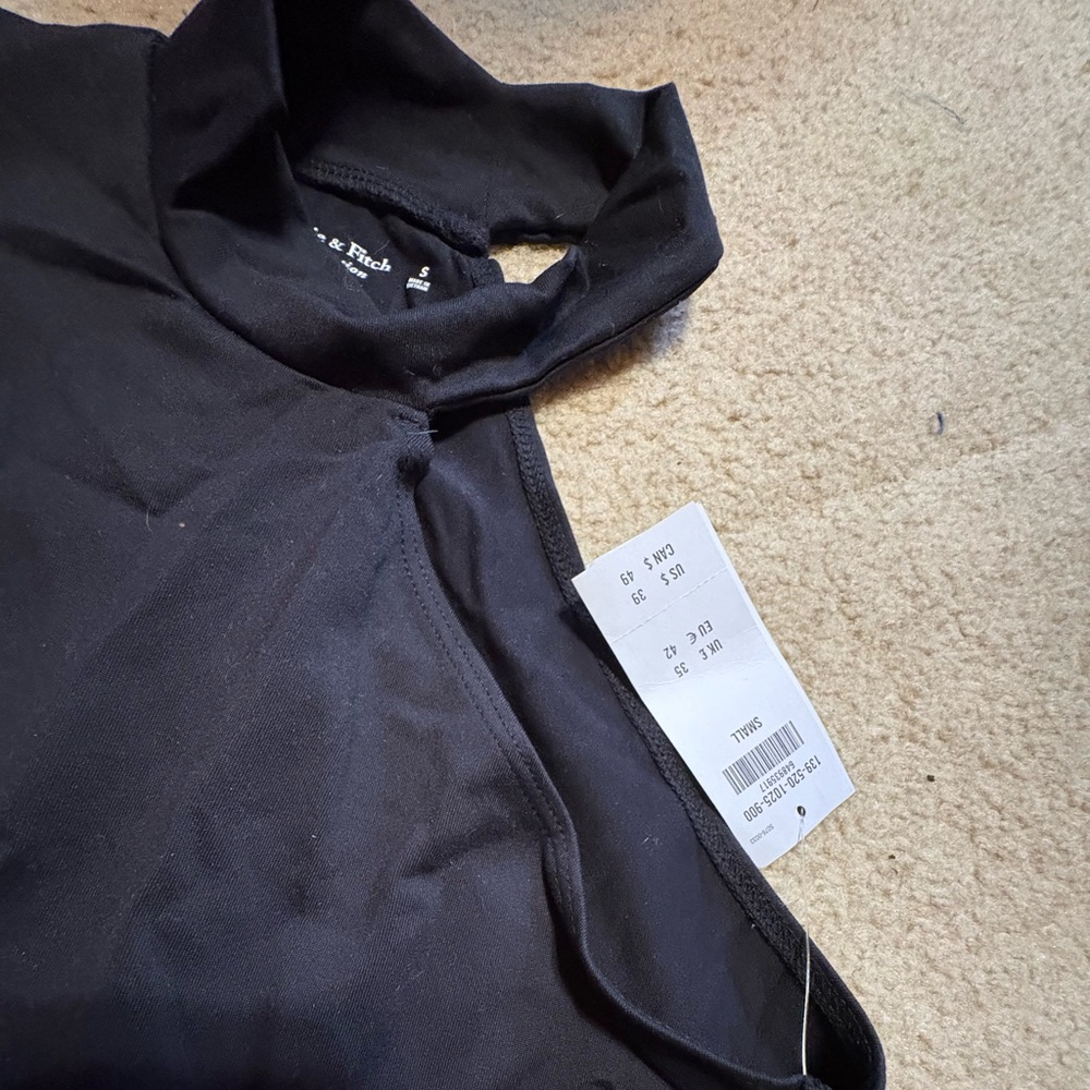 A&F HALTER BODYSUIT BLACK